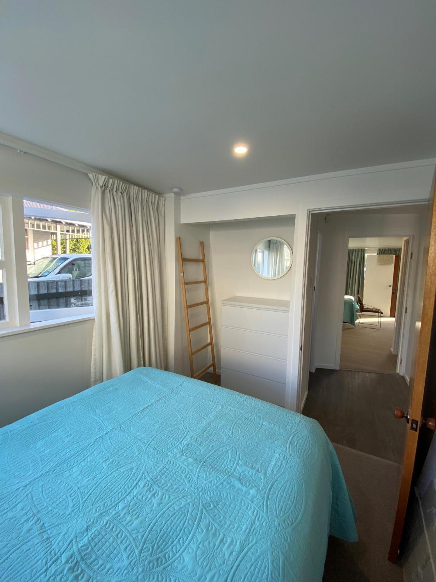 Birch Court - Tui Apartment Уангануй Екстериор снимка