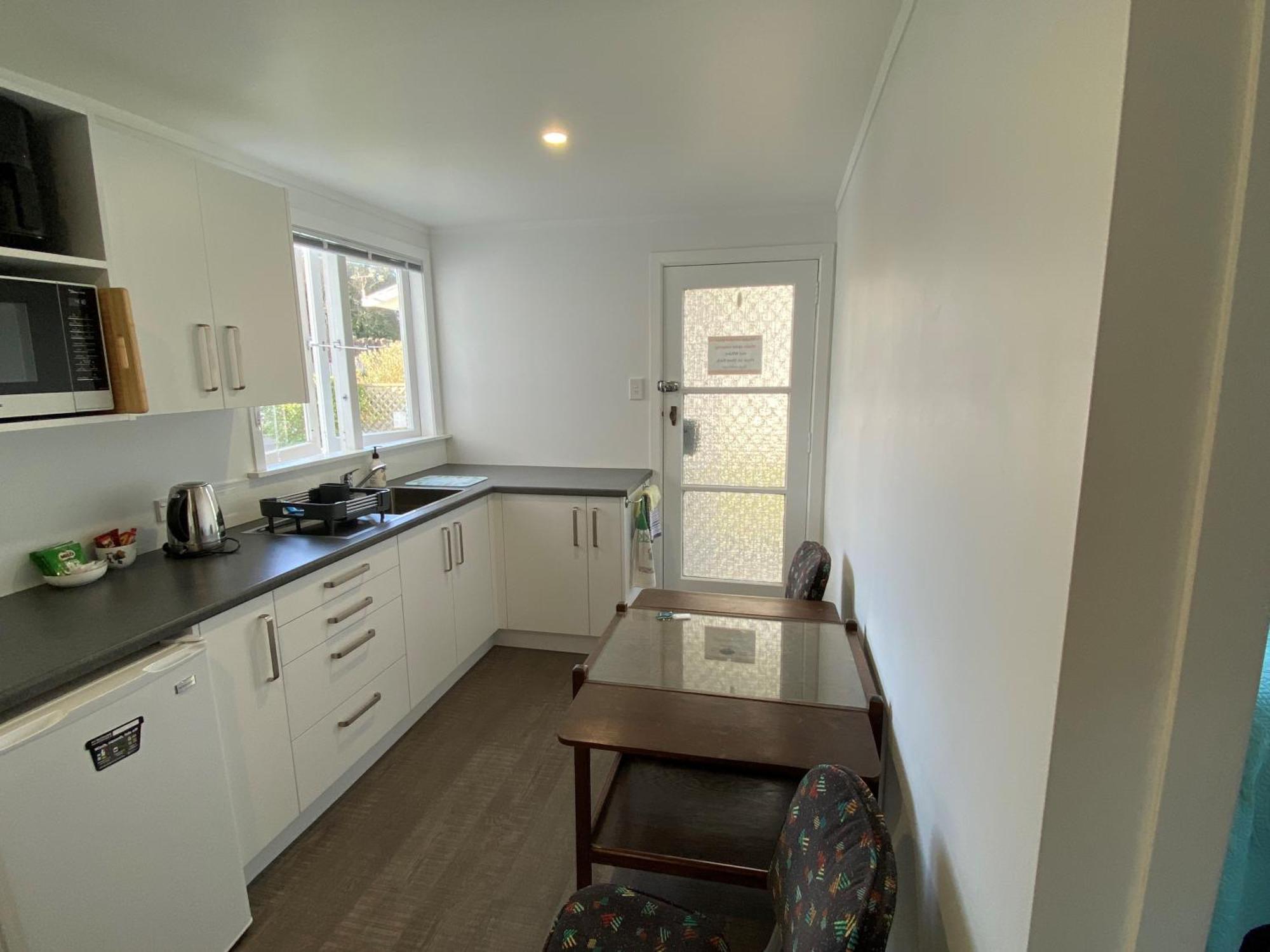 Birch Court - Tui Apartment Уангануй Екстериор снимка